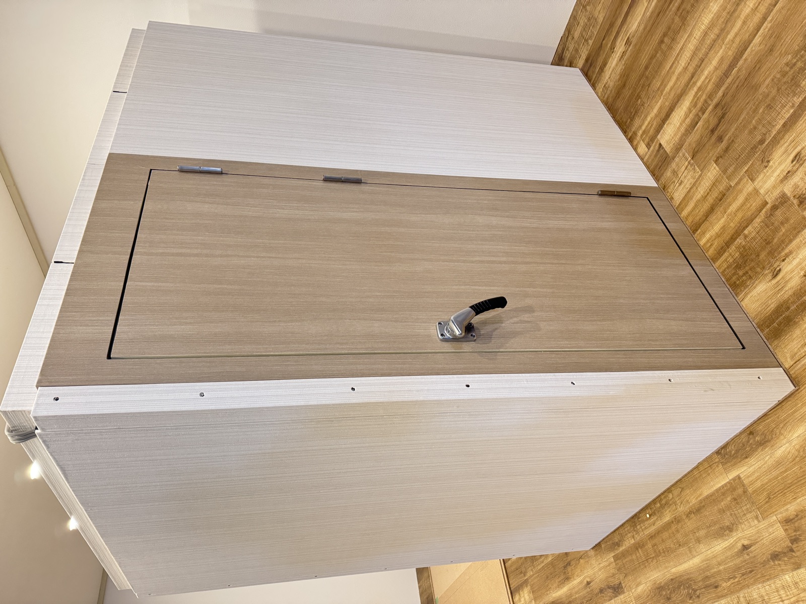 gallery-stream.jpg